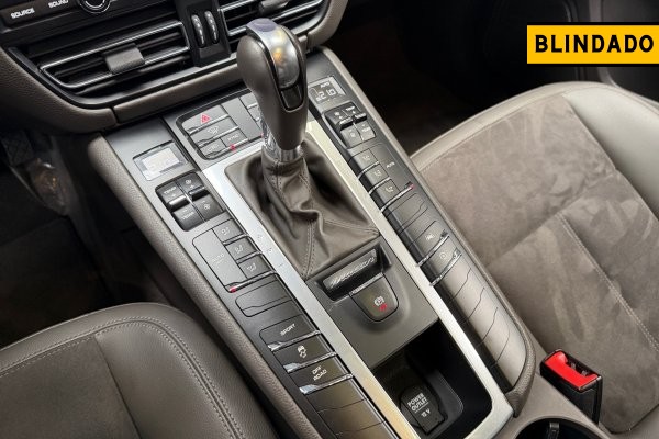 PORSCHE Macan 2.0 16V GASOLINA 4P AUTOMÁTICO 2020/2021 PORSCHE Macan 2.0 16V GASOLINA 4P AUTOMÁTICO 2020/2021